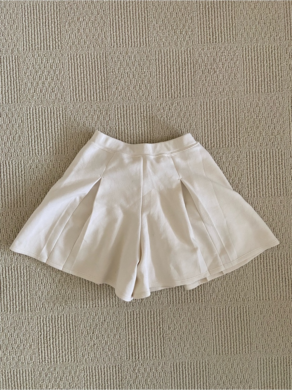 Uniqlo Cream Skort